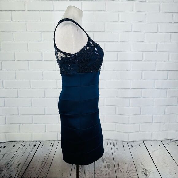 Sequin Hearts Navy Blue Sequin Bodycon Midi Dress - Size 7 - Picture 6 of 16